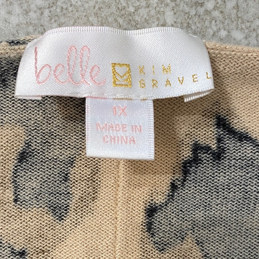Belle By Kim Gravel V neck Animal Print Sweater - Picture 2 of 2